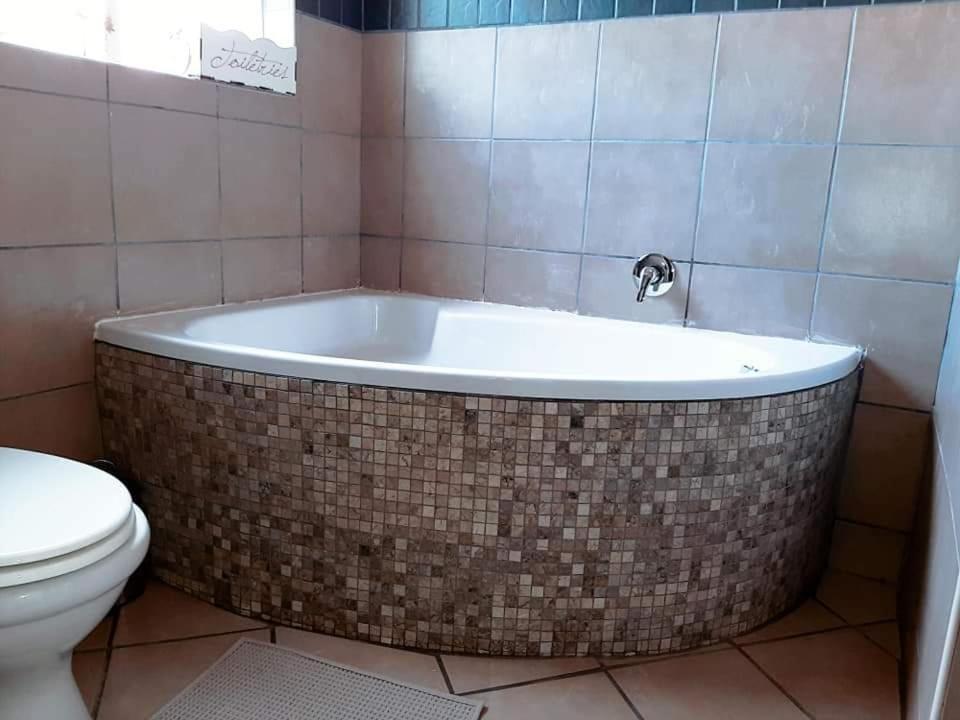 Aandrus Guesthouse Bloemfontein Exterior foto